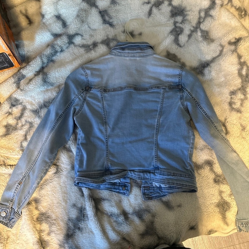 Jean jacket - Picture 3 of 3